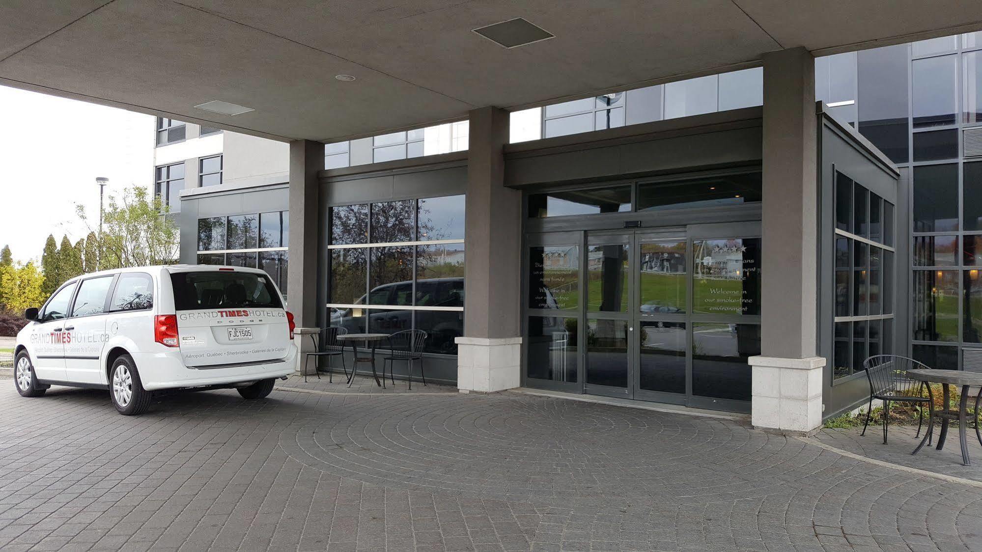 Grand Times Hotel - Aeroport De Quebec Exterior foto